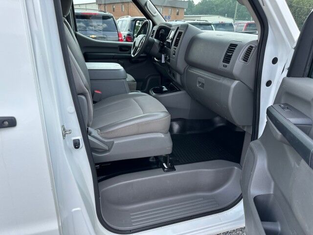 2020 Nissan NV2500 Cargo SV w/ Ladder Rack & Bin Package Low Top 4.0L Ashland VA