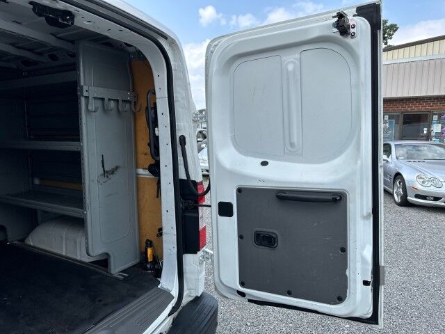 2020 Nissan NV2500 Cargo SV w/ Ladder Rack & Bin Package Low Top 4.0L Ashland VA
