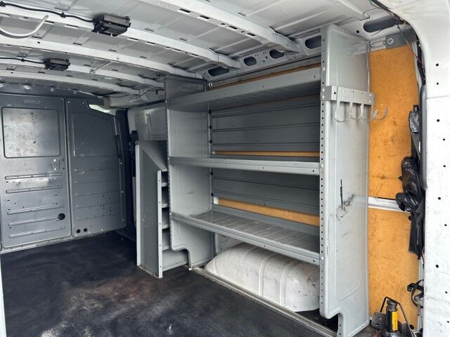 2020 Nissan NV2500 Cargo SV w/ Ladder Rack & Bin Package Low Top 4.0L Ashland VA