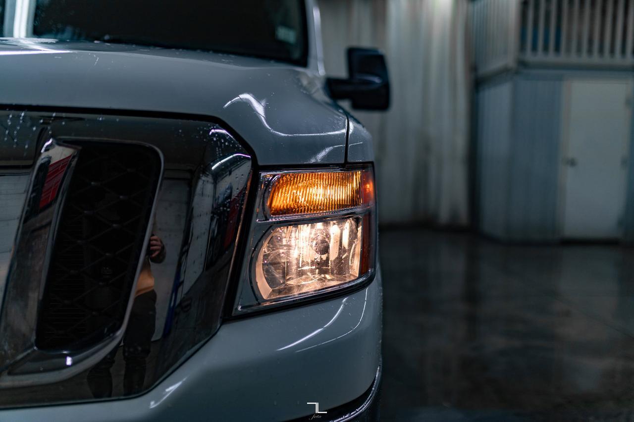 2020 Nissan NV2500 SV High Roof Cargo Van Nav BCam Red Deer AB