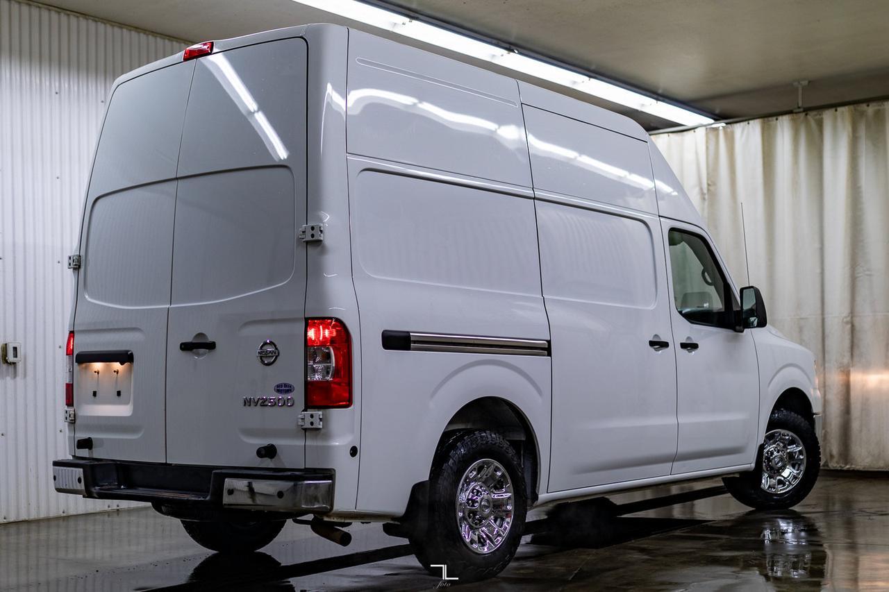 2020 Nissan NV2500 SV High Roof Cargo Van Nav BCam Red Deer AB