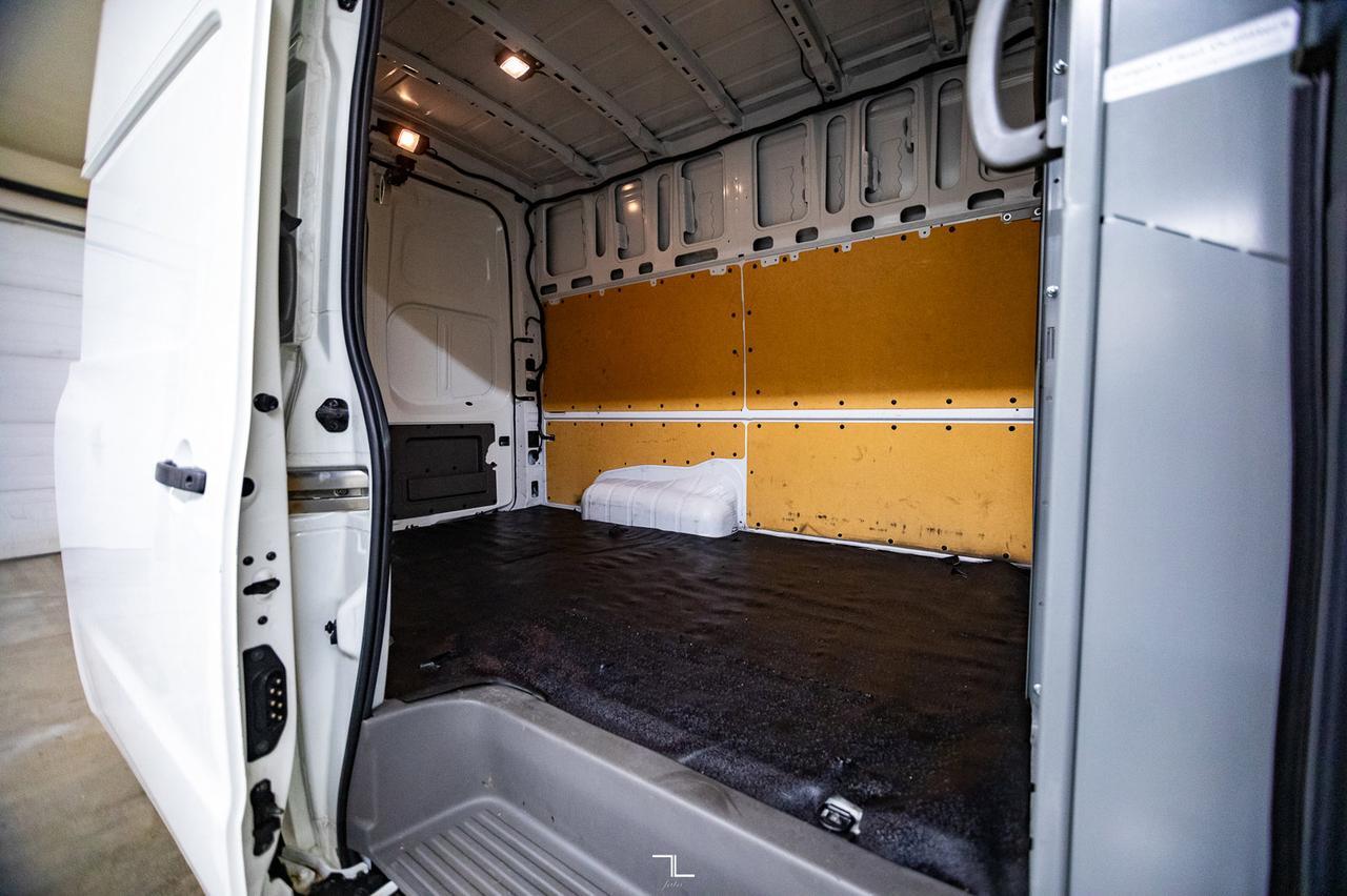 2020 Nissan NV2500 SV High Roof Cargo Van Nav BCam Red Deer AB