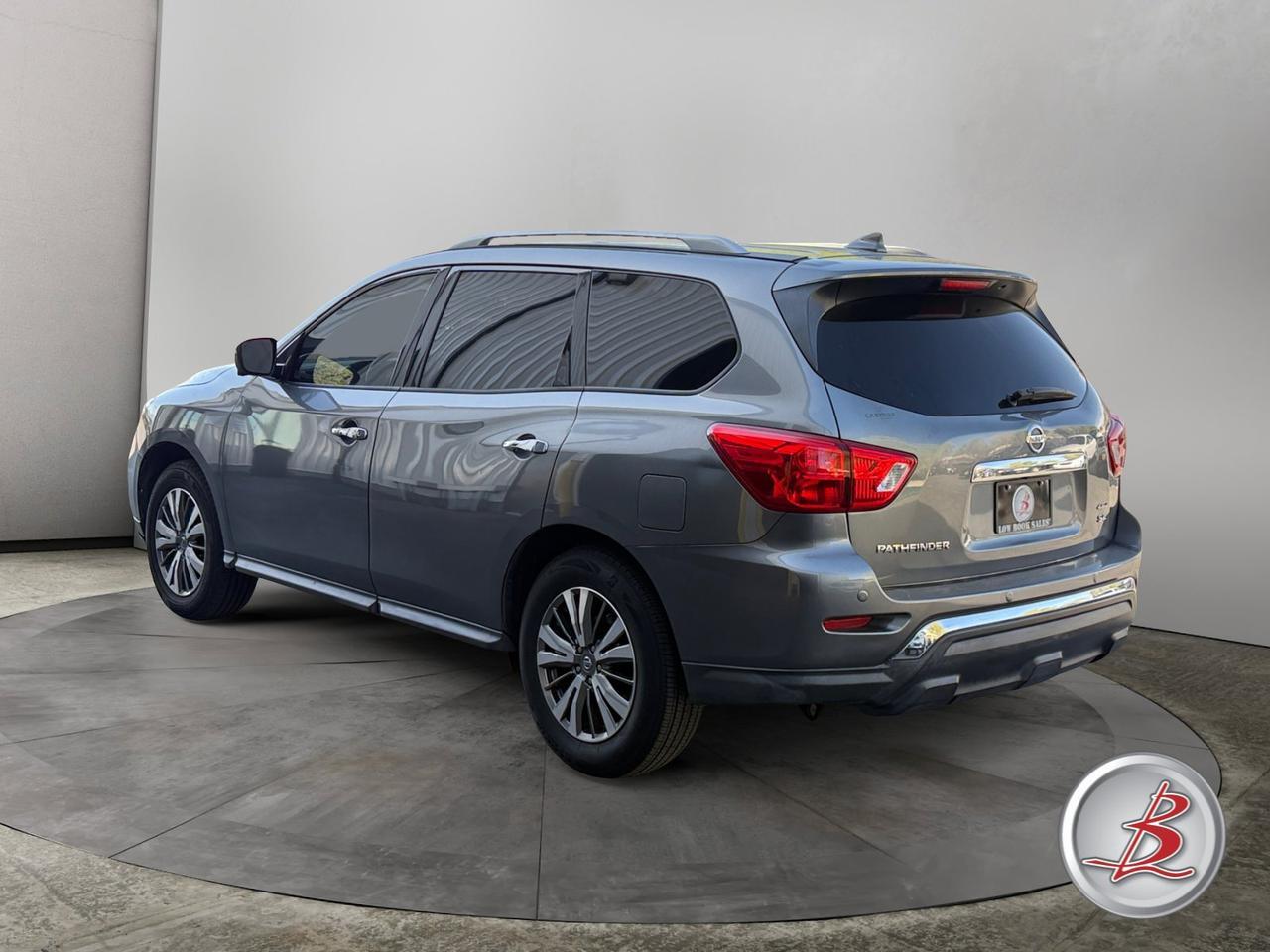 2020 Nissan PATHFINDER SL