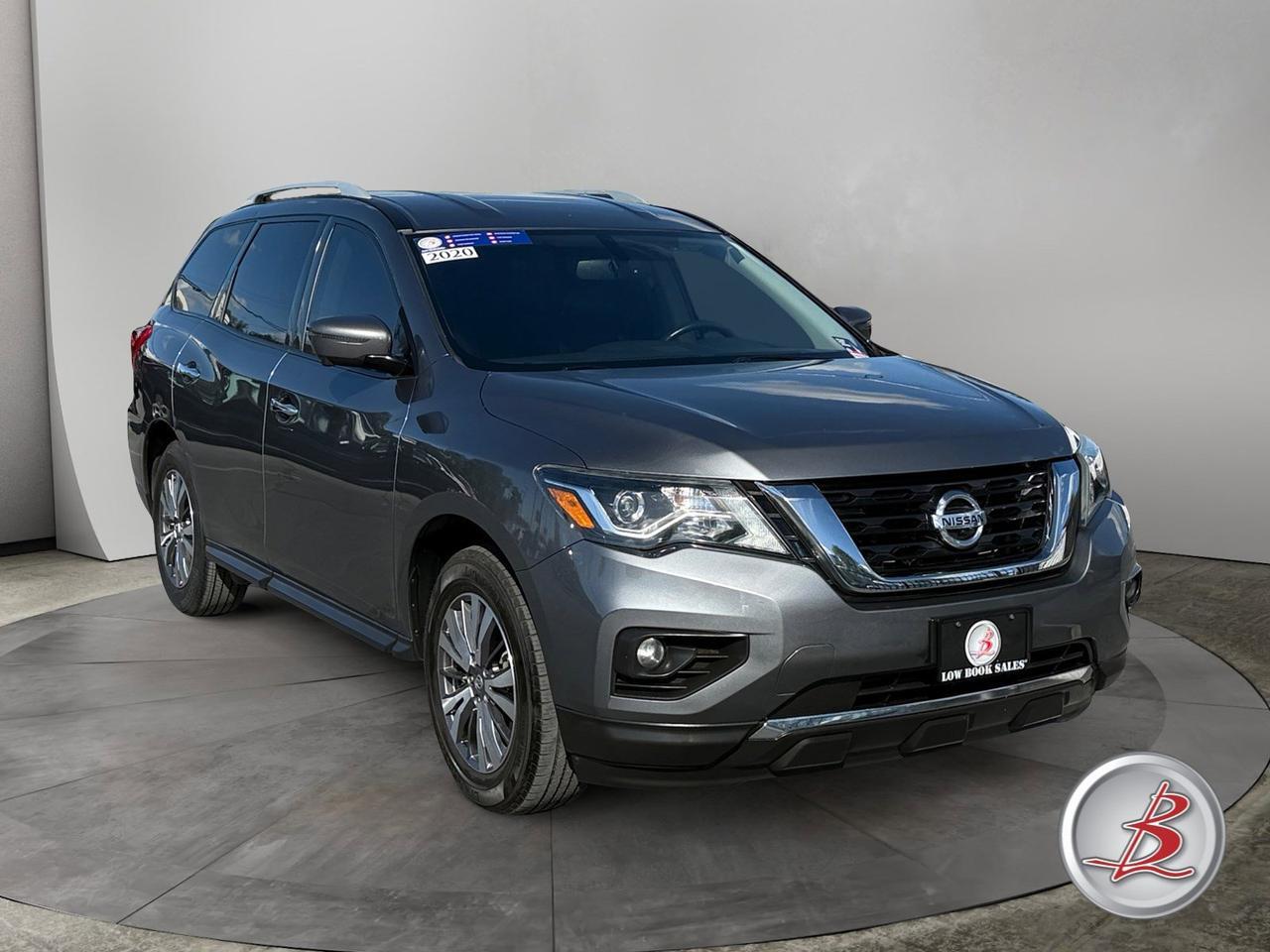 2020 Nissan PATHFINDER SL