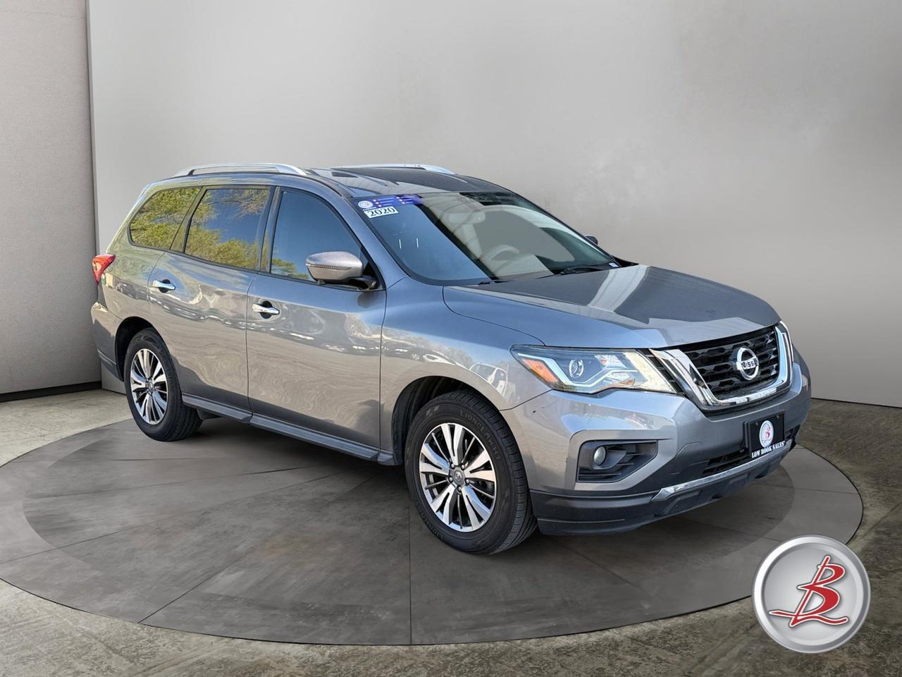 2020 Nissan PATHFINDER SL