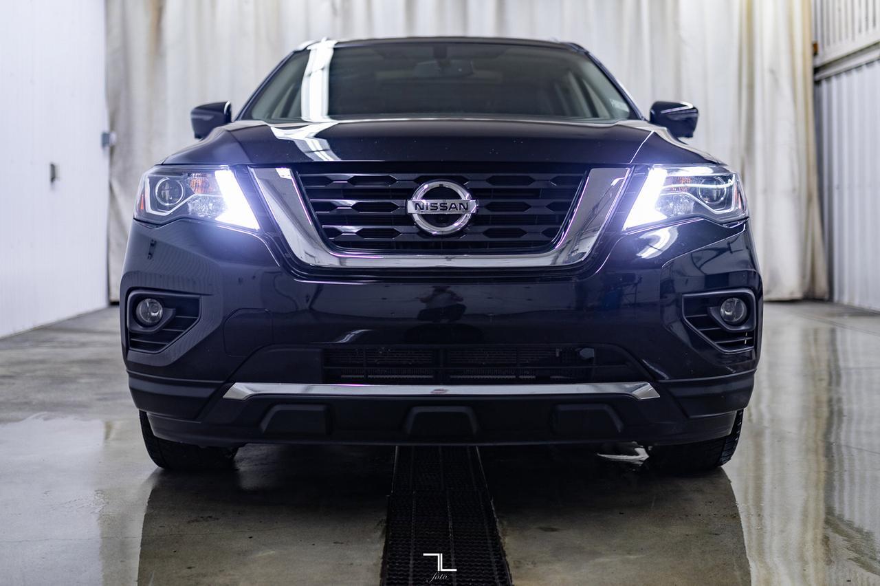 2020 Nissan Pathfinder AWD Platinum Leather Roof Nav BCam Red Deer AB
