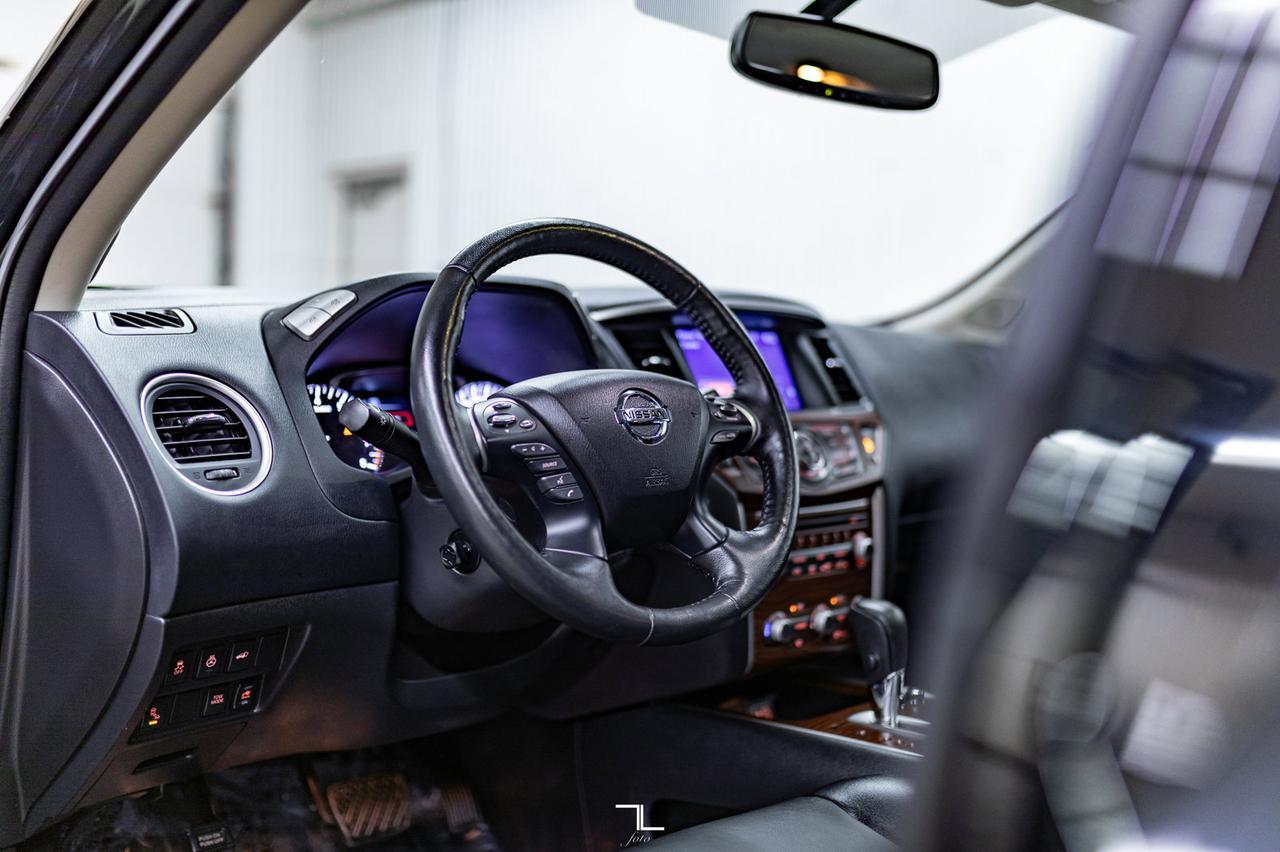 2020 Nissan Pathfinder AWD Platinum Leather Roof Nav BCam Red Deer AB