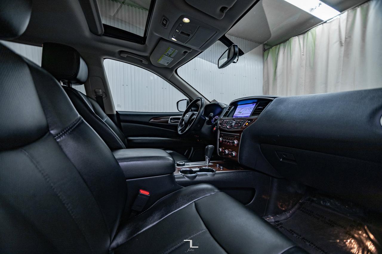 2020 Nissan Pathfinder AWD Platinum Leather Roof Nav BCam Red Deer AB