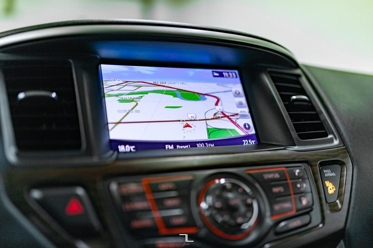 2020 Nissan Pathfinder AWD Platinum Leather Roof Nav BCam Red Deer AB