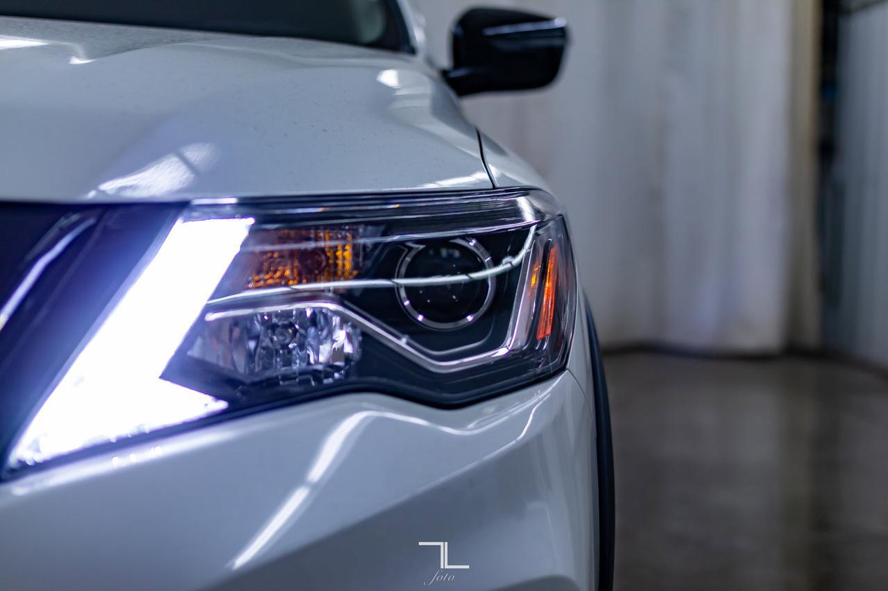 2020 Nissan Pathfinder AWD SV Tech Rock Creek Edition Leather Nav BCam Red Deer AB