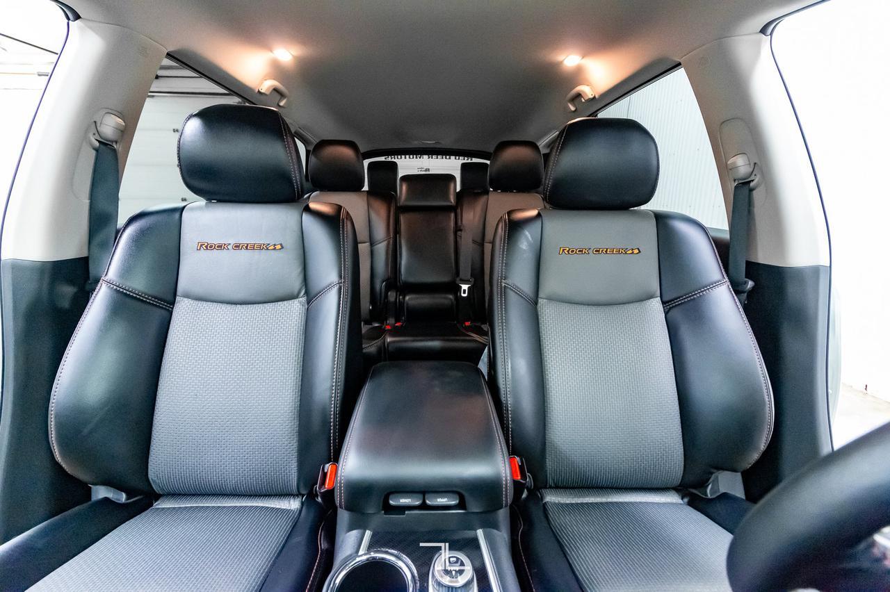 2020 Nissan Pathfinder AWD SV Tech Rock Creek Edition Leather Nav BCam Red Deer AB