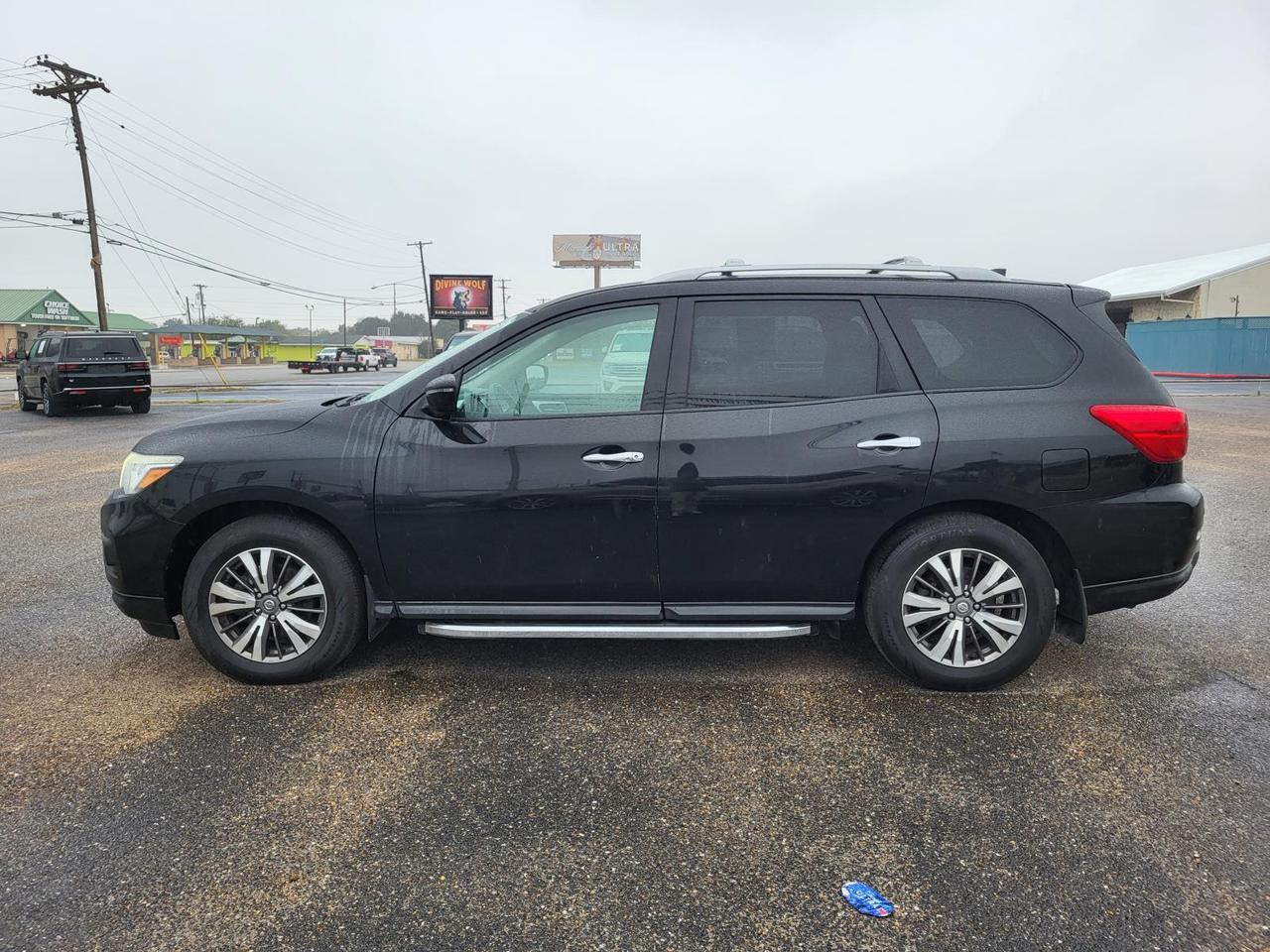 2020 Nissan Pathfinder FWD S Beeville TX