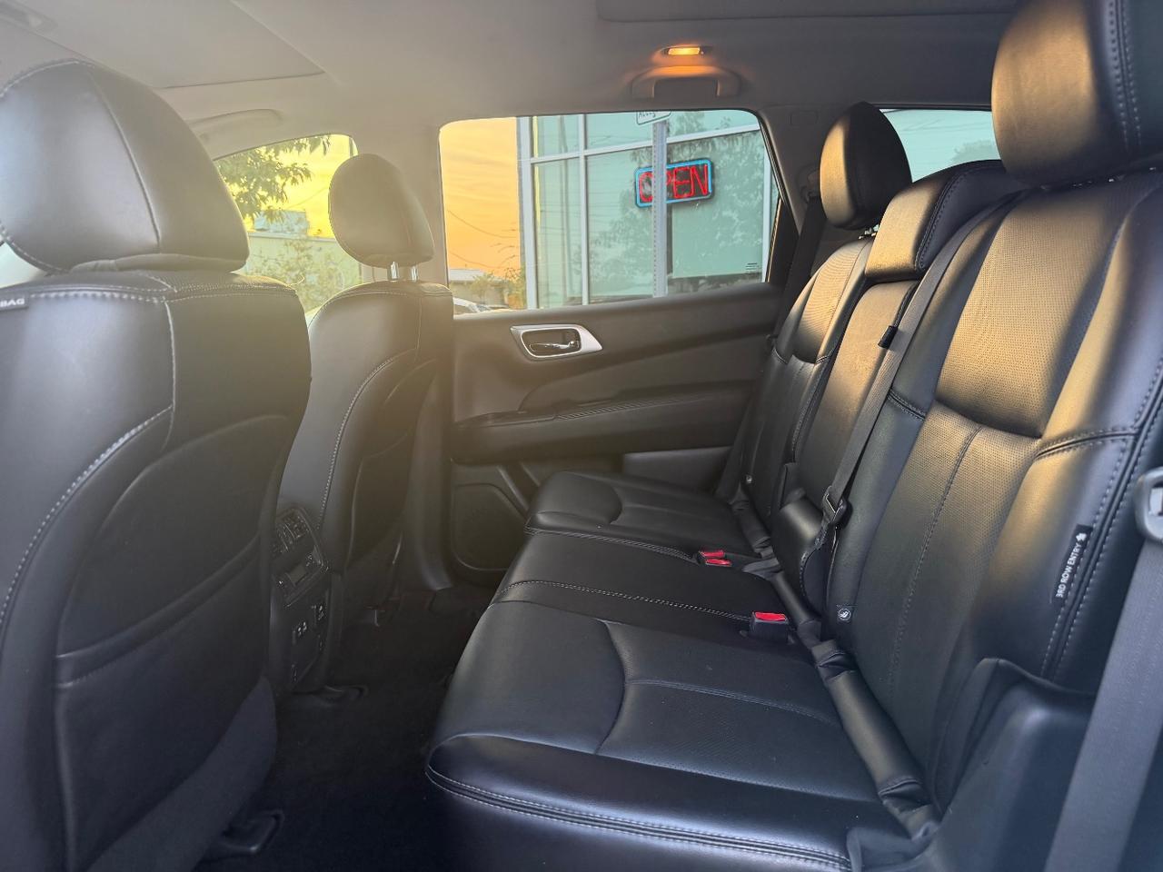 2020 Nissan Pathfinder Platinum Austin TX