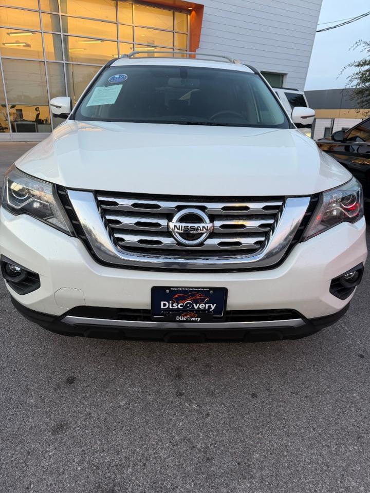 2020 Nissan Pathfinder Platinum