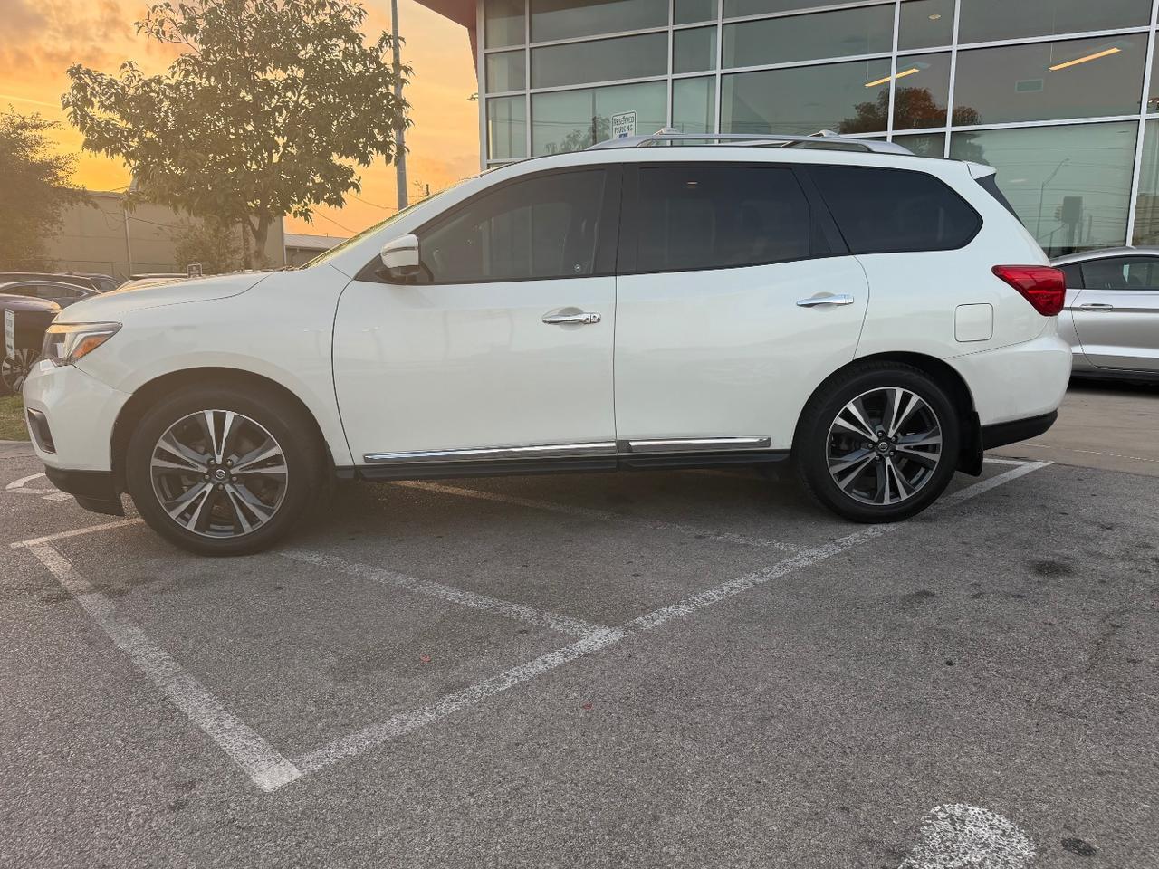 2020 Nissan Pathfinder Platinum Austin TX