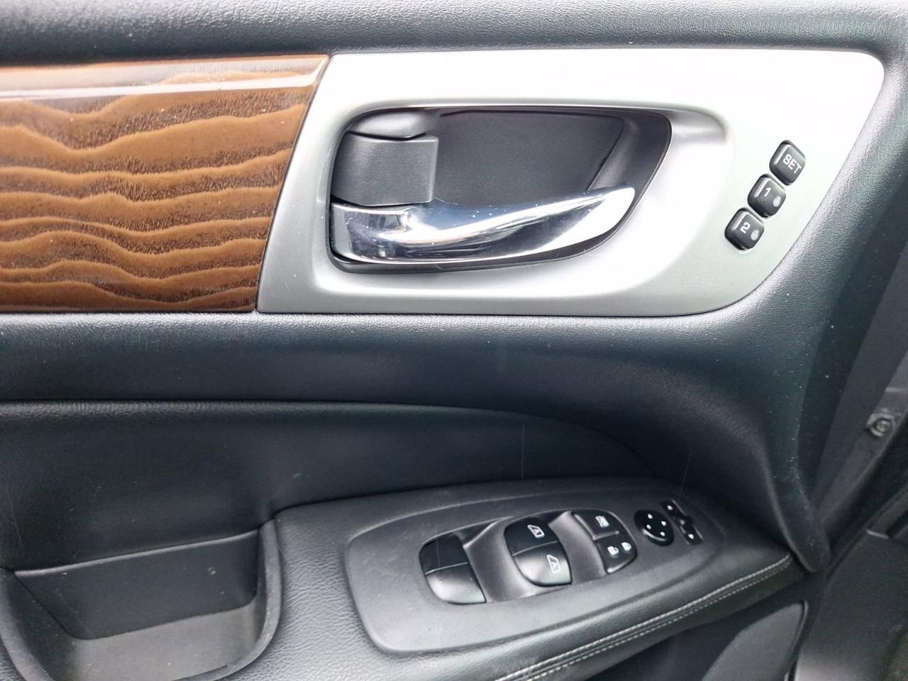 2020 Nissan Pathfinder Platinum Hurst TX