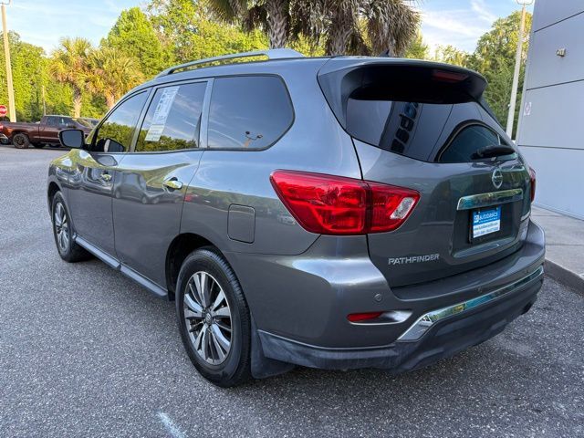 2020 Nissan Pathfinder S