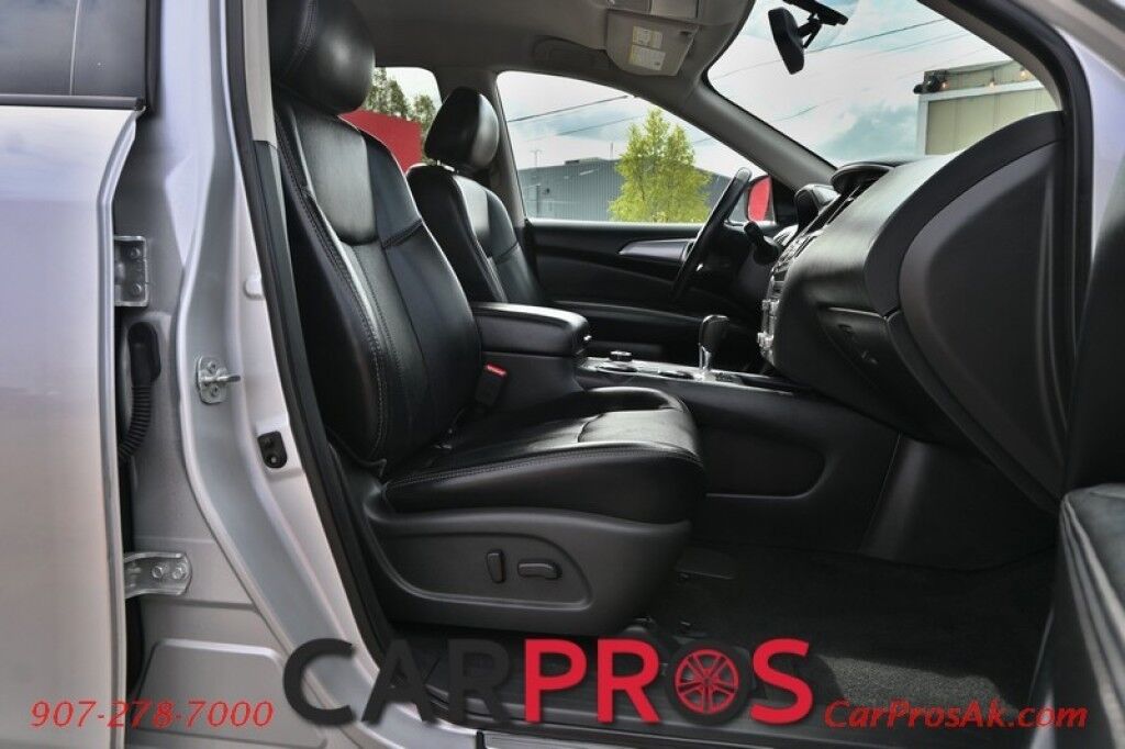 2020 Nissan Pathfinder SL - 3.5L V6 - Automatic - 4X4 - 3rd Row - Heated Front Seats - Heated 2nd Row Seats - Heated Steering Wheel - Push To Start - Keyless Entry - Navigation - 360 Backup Camera Anchorage AK
