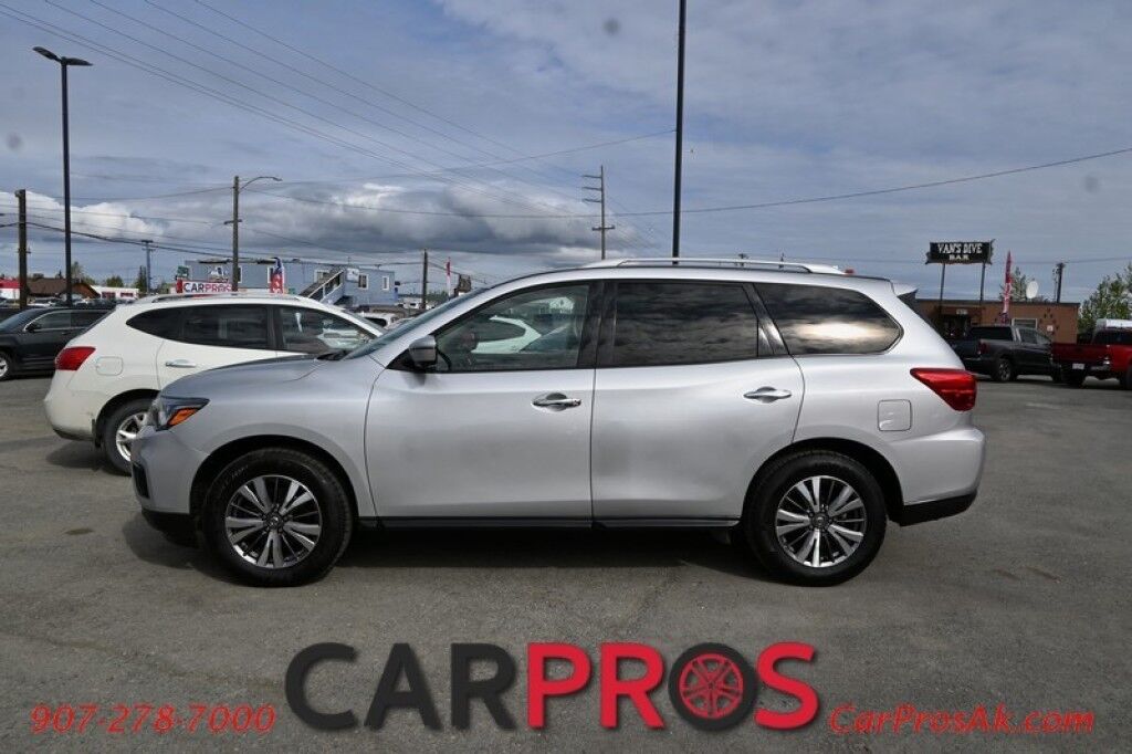 2020 Nissan Pathfinder SL - 3.5L V6 - Automatic - 4X4 - 3rd Row - Heated Front Seats - Heated 2nd Row Seats - Heated Steering Wheel - Push To Start - Keyless Entry - Navigation - 360 Backup Camera Anchorage AK
