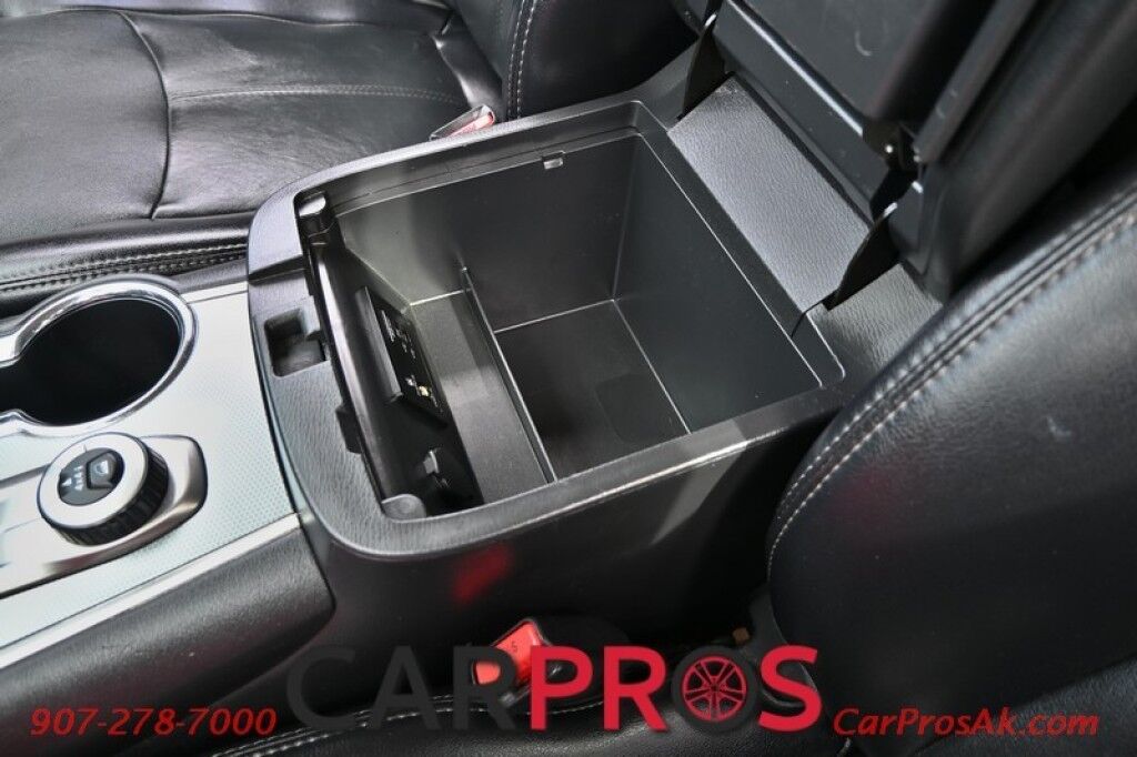 2020 Nissan Pathfinder SL - 3.5L V6 - Automatic - 4X4 - 3rd Row - Heated Front Seats - Heated 2nd Row Seats - Heated Steering Wheel - Push To Start - Keyless Entry - Navigation - 360 Backup Camera Anchorage AK