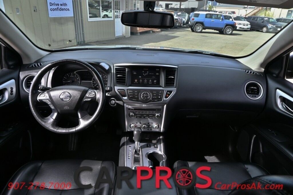 2020 Nissan Pathfinder SL - 3.5L V6 - Automatic - 4X4 - 3rd Row - Heated Front Seats - Heated 2nd Row Seats - Heated Steering Wheel - Push To Start - Keyless Entry - Navigation - 360 Backup Camera Anchorage AK