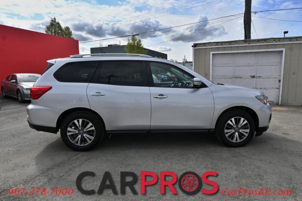 2020 Nissan Pathfinder SL - 3.5L V6 - Automatic - 4X4 - 3rd Row - Heated Front Seats - Heated 2nd Row Seats - Heated Steering Wheel - Push To Start - Keyless Entry - Navigation - 360 Backup Camera Anchorage AK