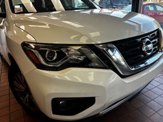 2020 Nissan Pathfinder SL 2WD