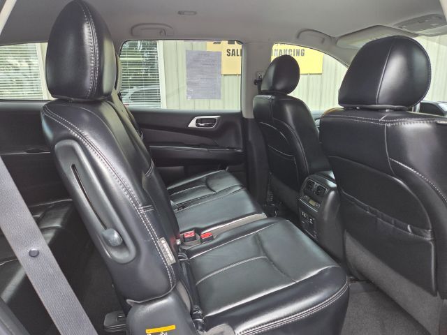 2020 Nissan Pathfinder SL 4WD Elgin IL
