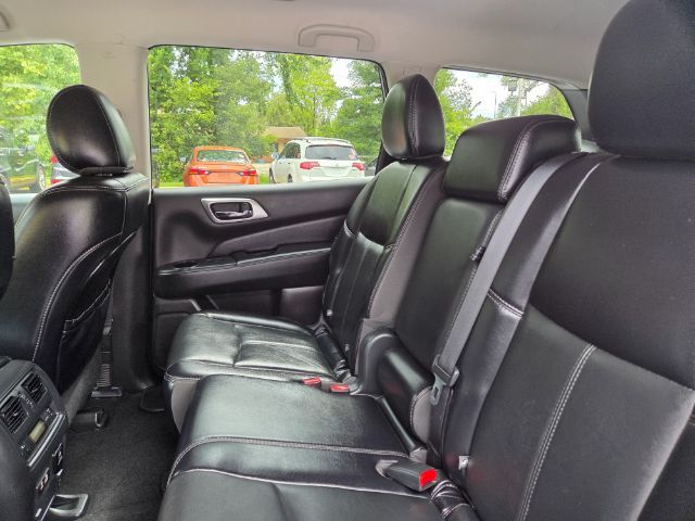 2020 Nissan Pathfinder SL 4WD Elgin IL
