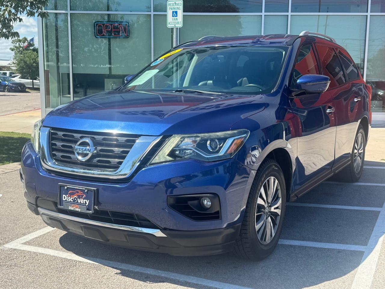 2020 Nissan Pathfinder SL