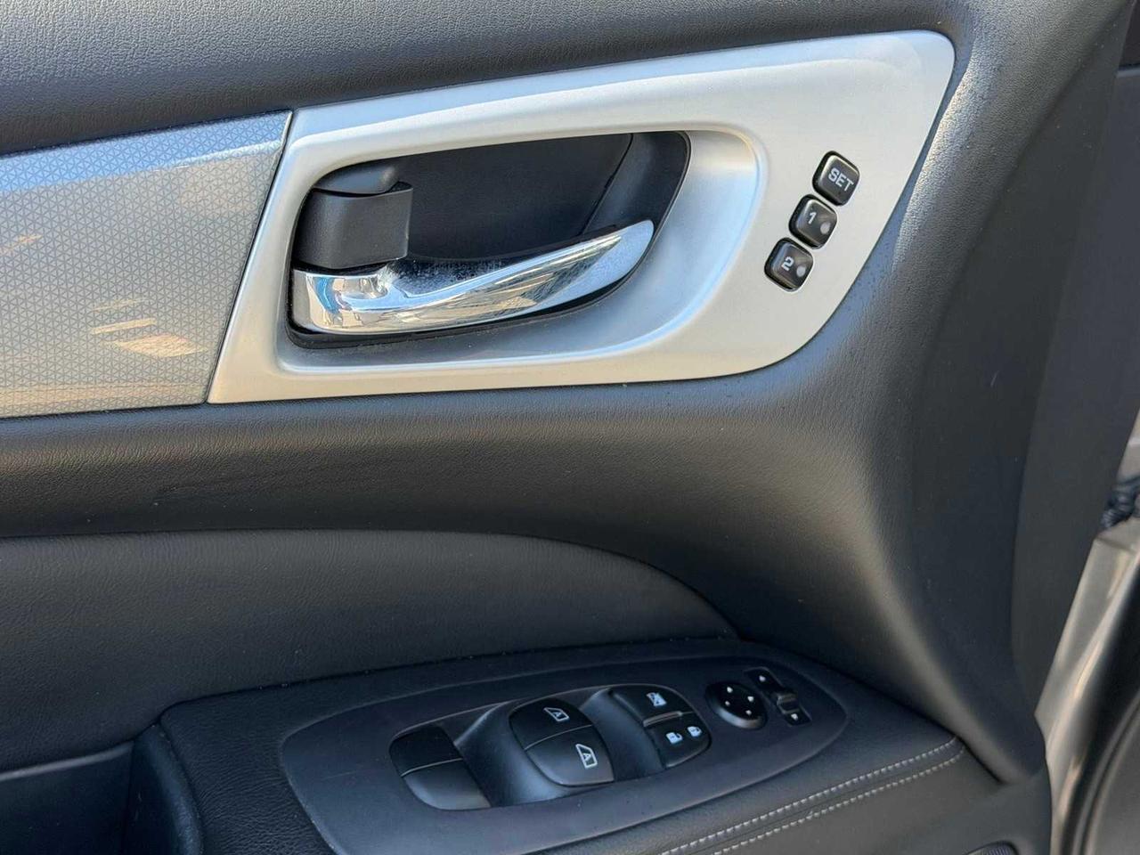 2020 Nissan Pathfinder SL Irving TX