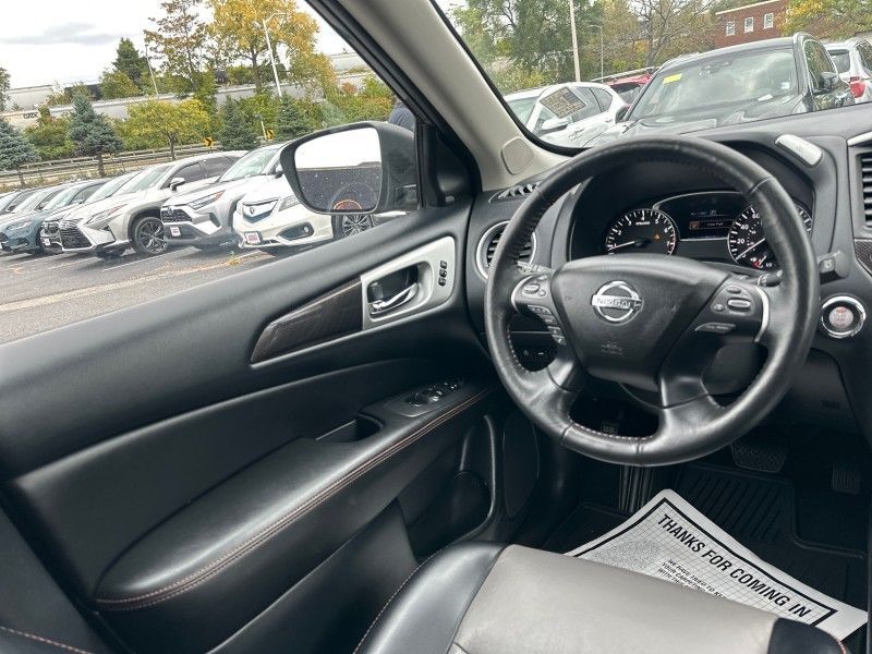 2020 Nissan Pathfinder SL Worcester MA 2020 Nissan Pathfinder SL Worcester MA