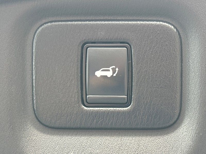 2020 Nissan Pathfinder SL Worcester MA