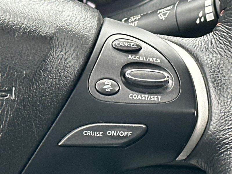 2020 Nissan Pathfinder SL Worcester MA 2020 Nissan Pathfinder SL Worcester MA