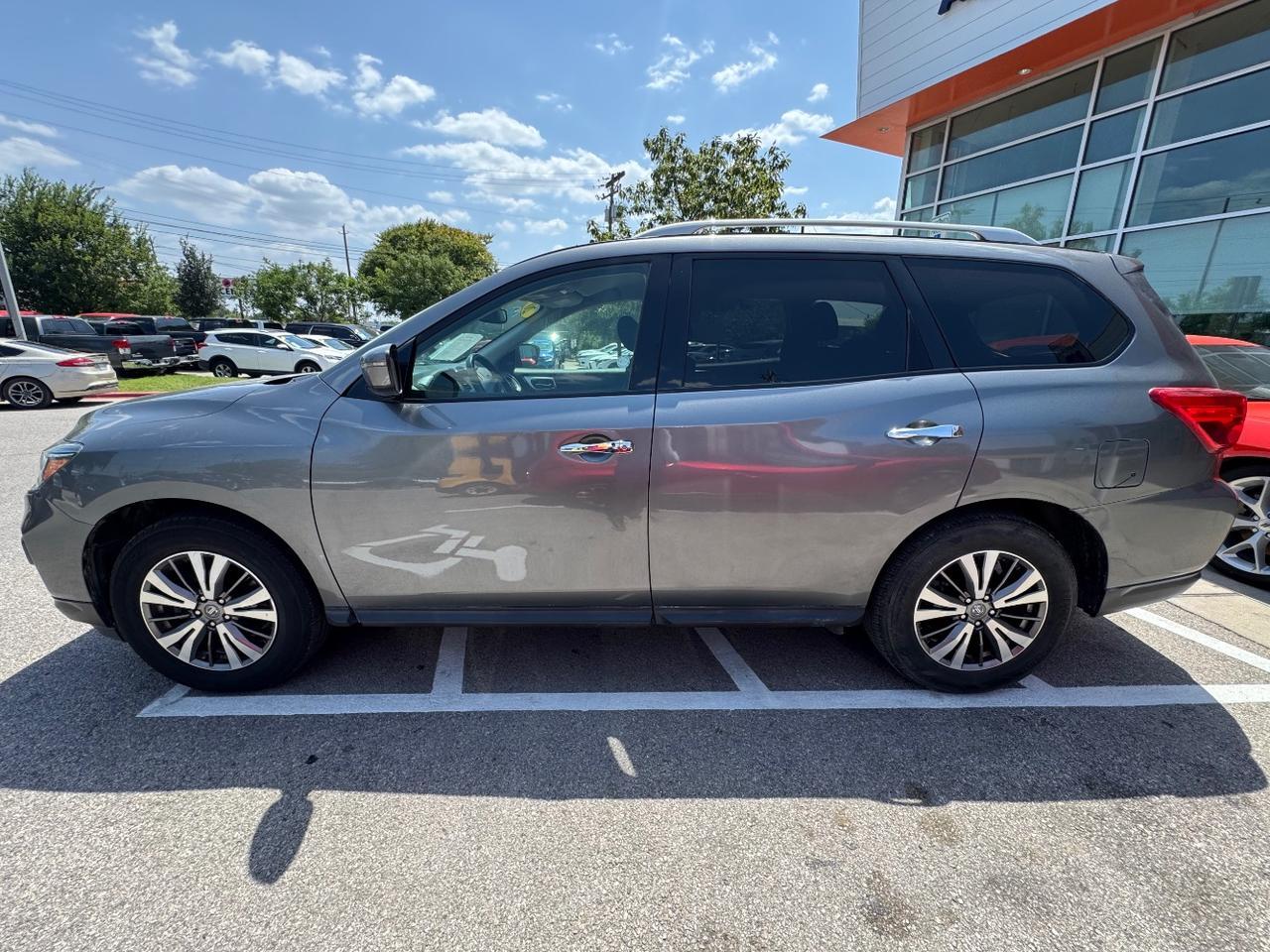 2020 Nissan Pathfinder SV 2WD Austin TX