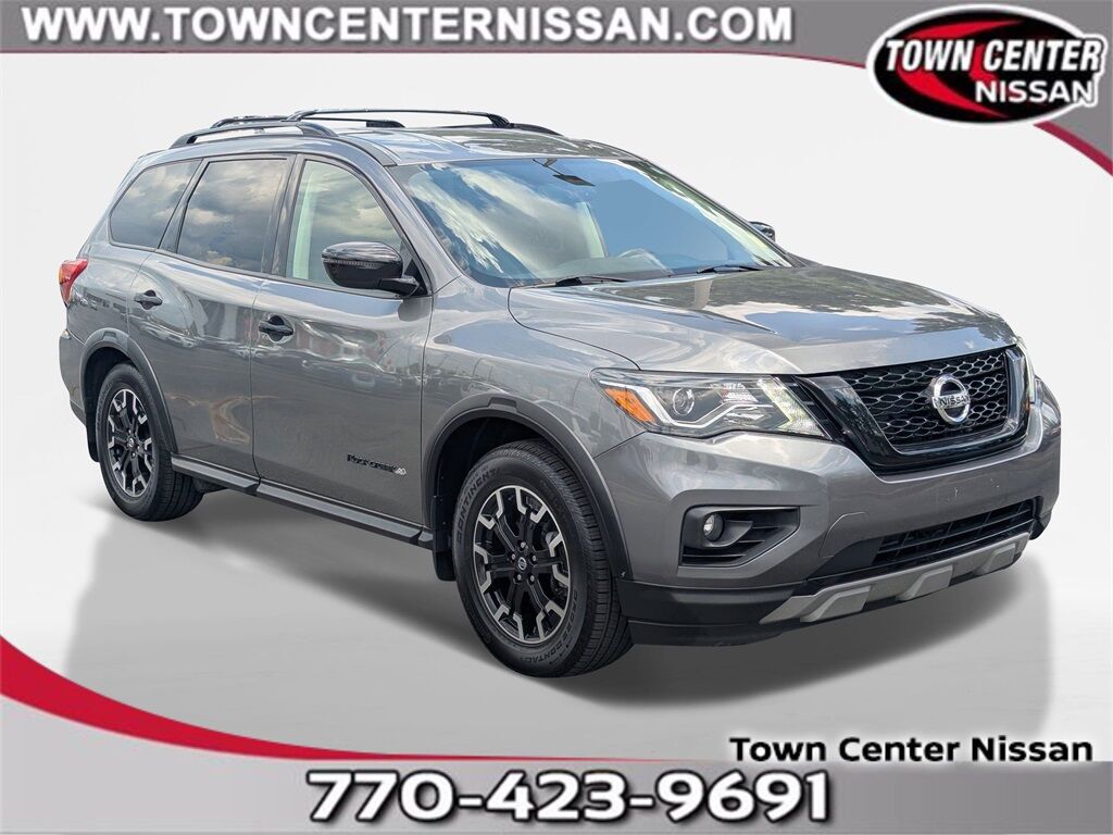 2020 Nissan Pathfinder SV