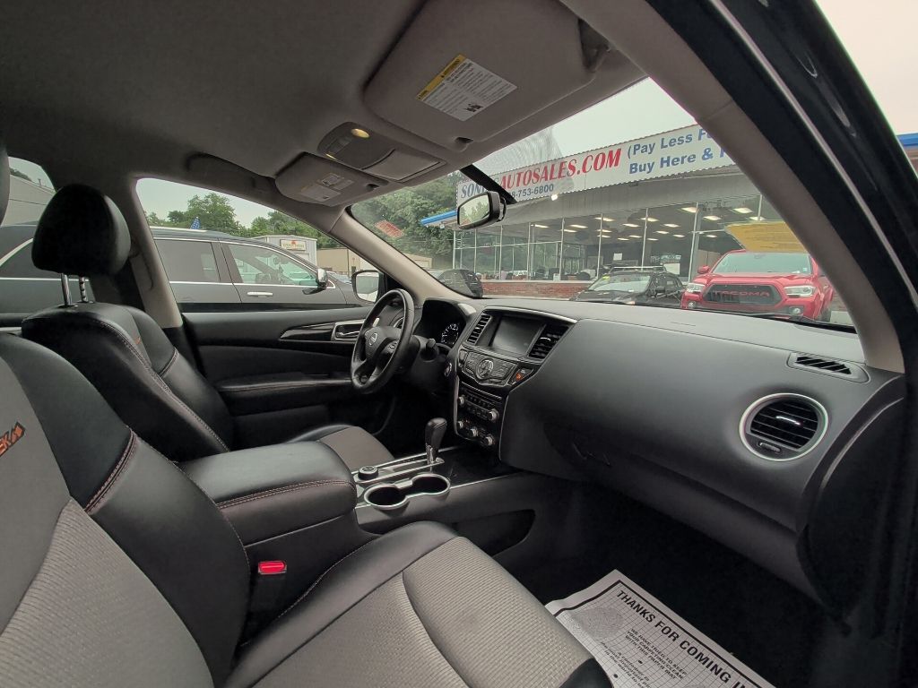 2020 Nissan Pathfinder SV Worcester MA