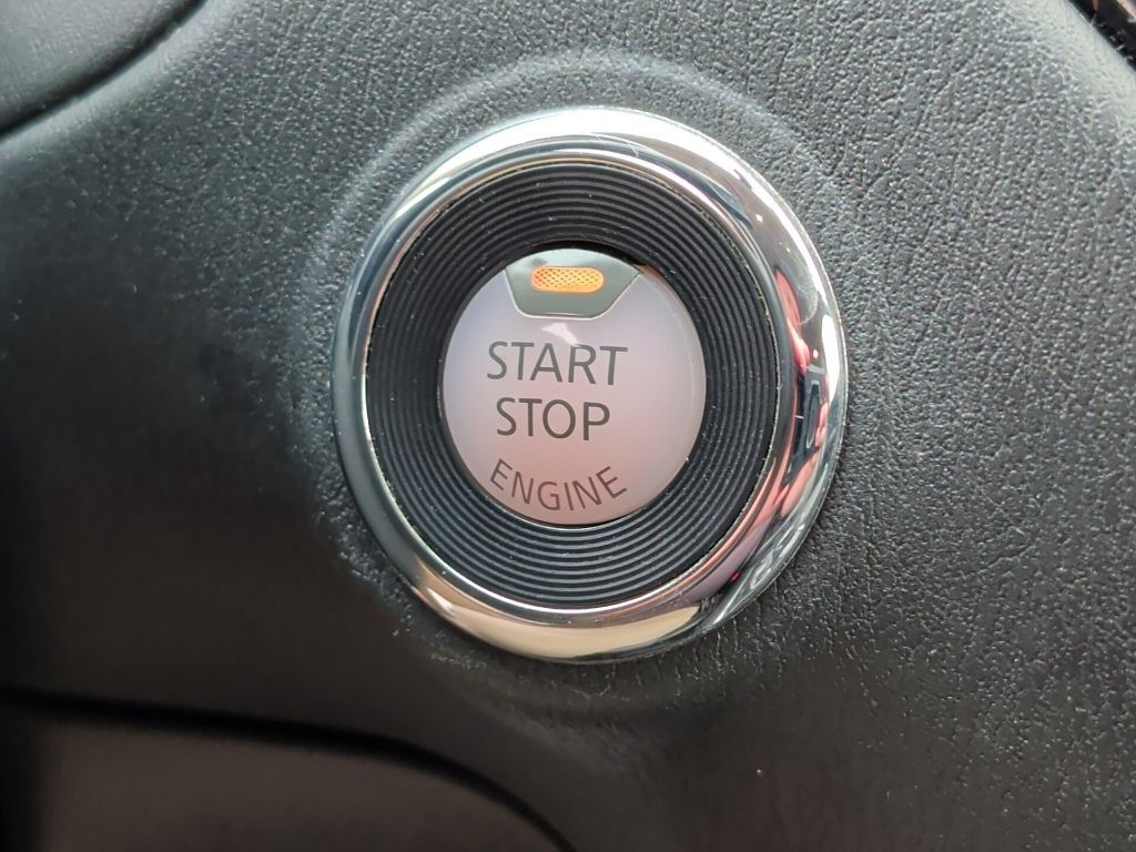 2020 Nissan Pathfinder SV Worcester MA
