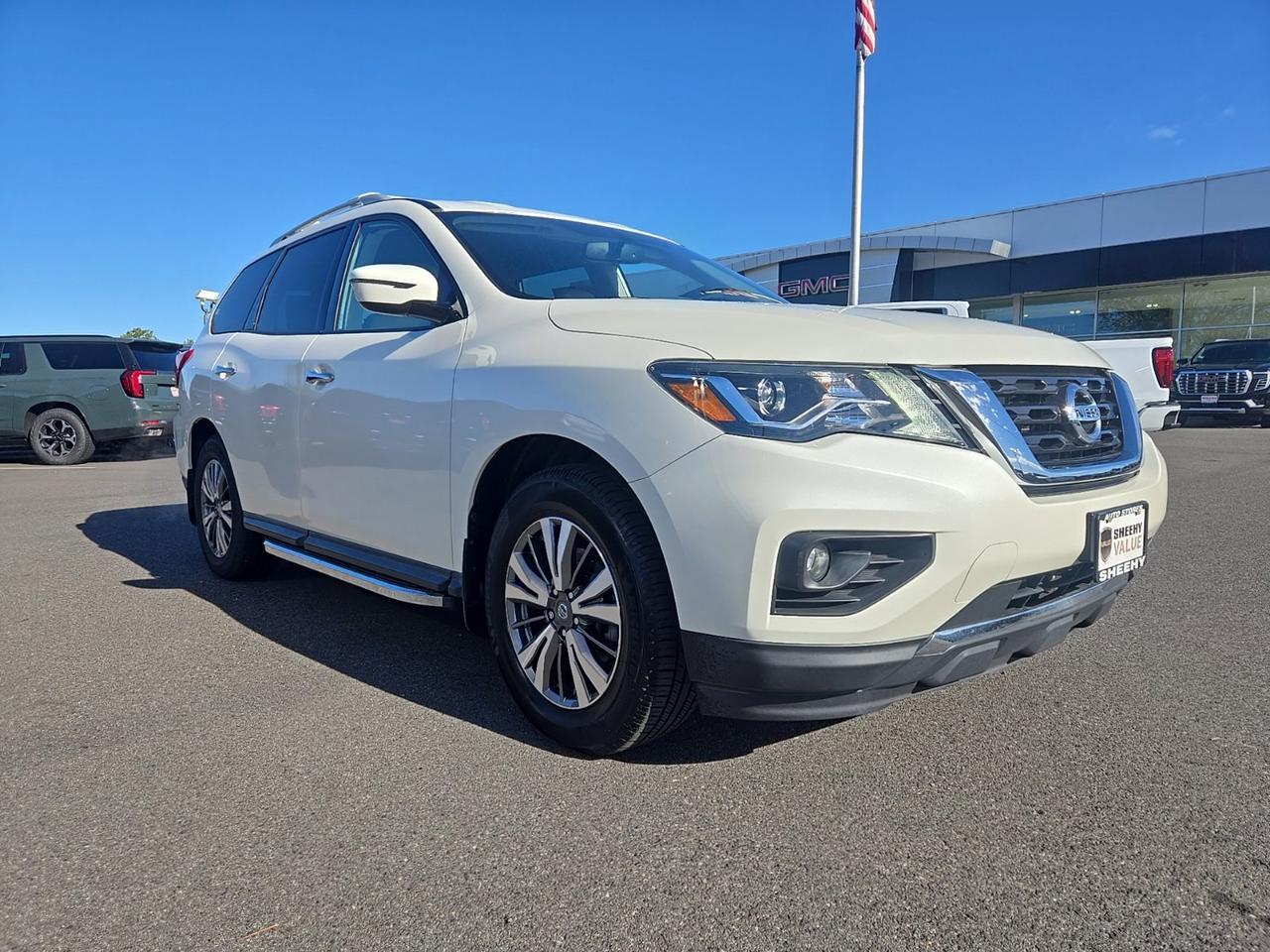 2020 Nissan Pathfinder