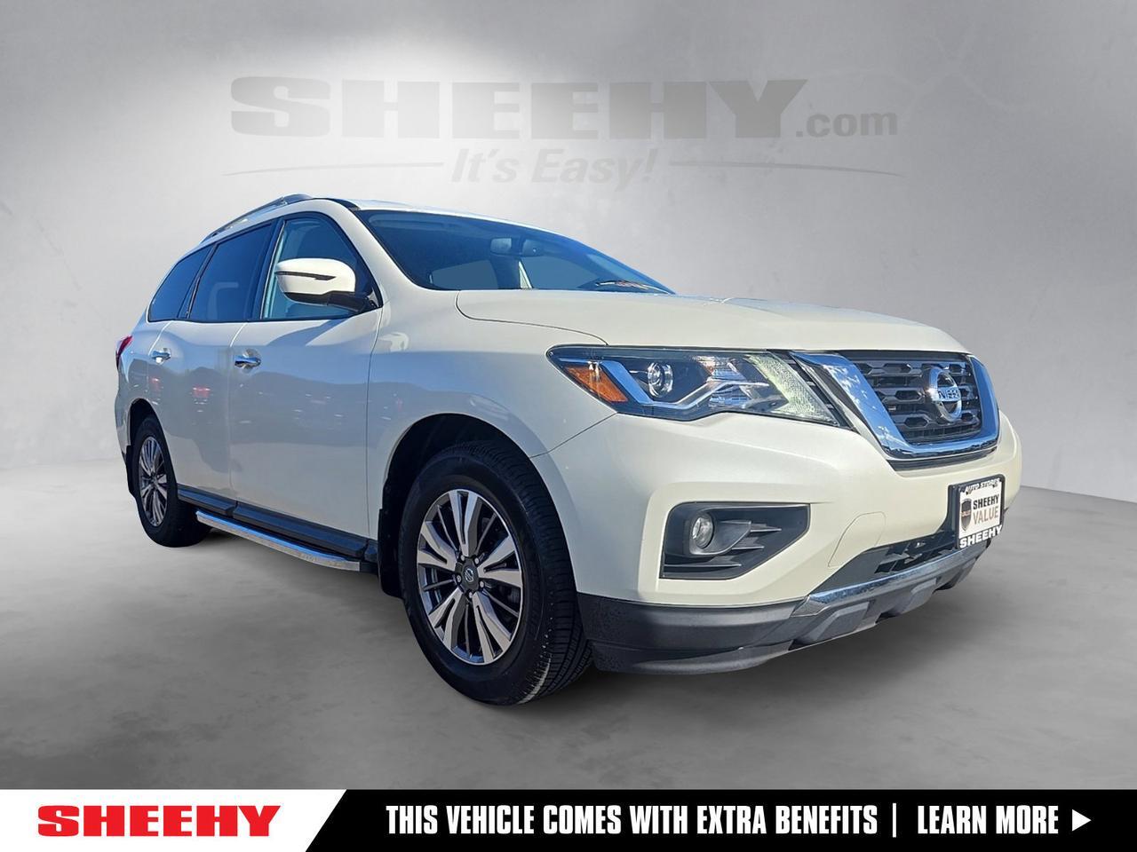 2020 Nissan Pathfinder SV
