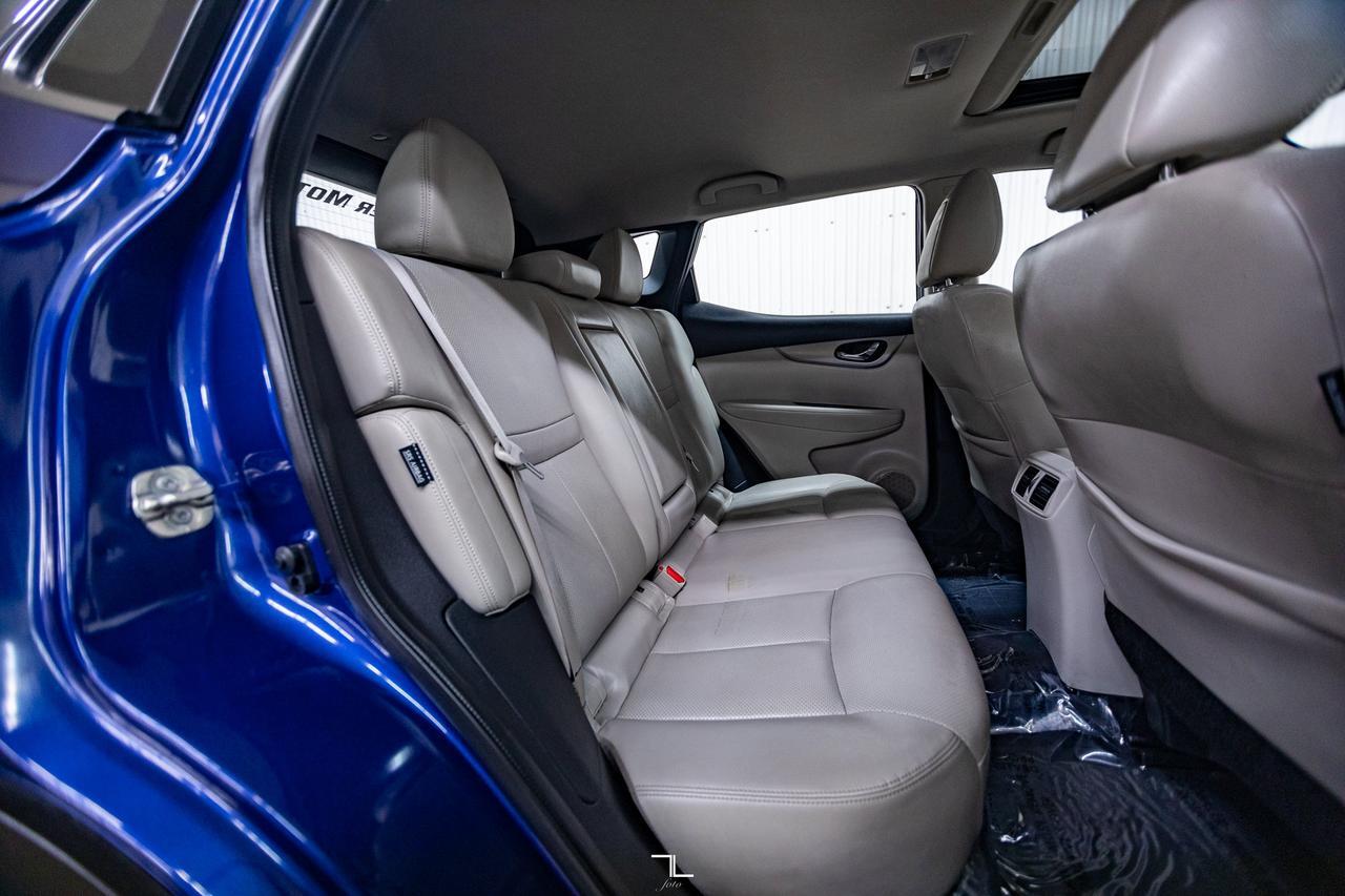 2020 Nissan Qashqai AWD SL Sport Leather Roof Nav BCam Red Deer AB