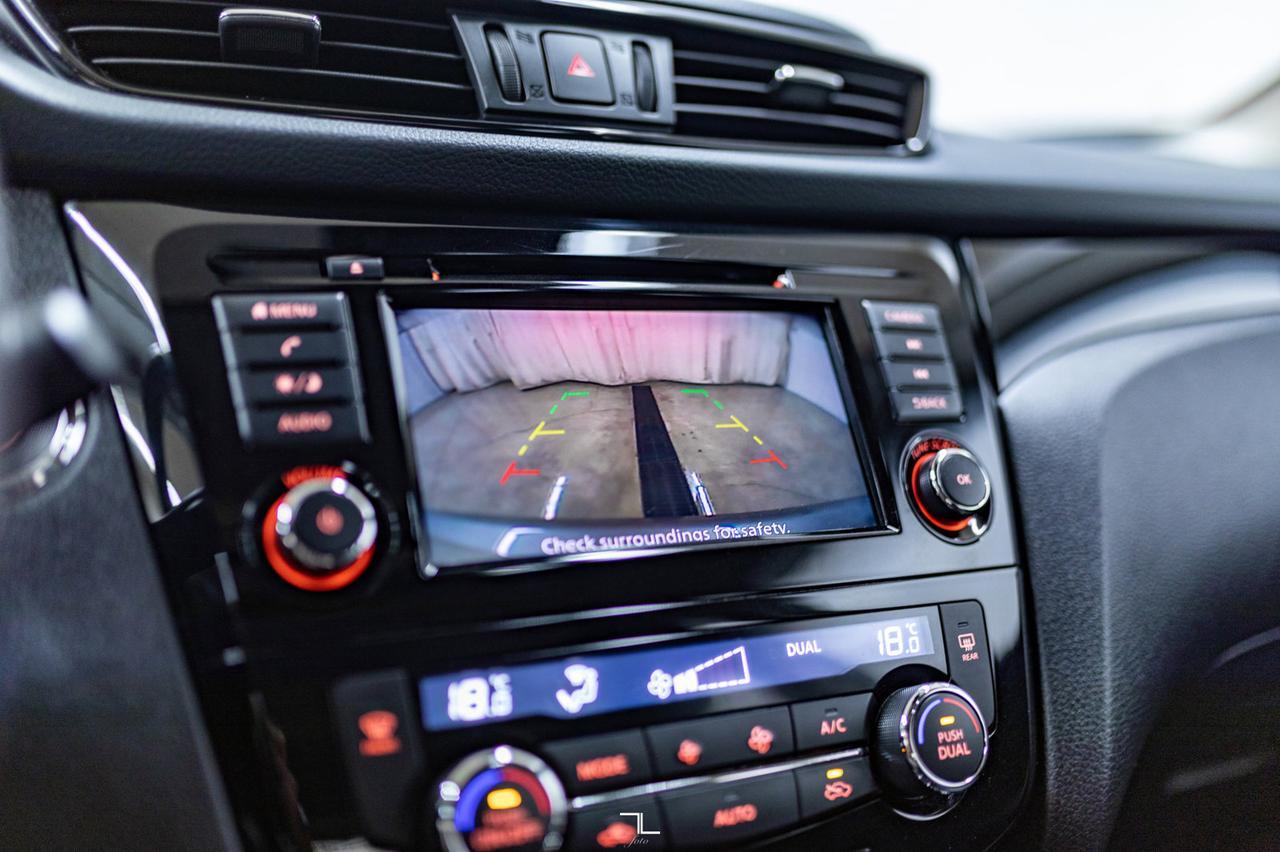 2020 Nissan Qashqai AWD SV Roof BCam Red Deer AB