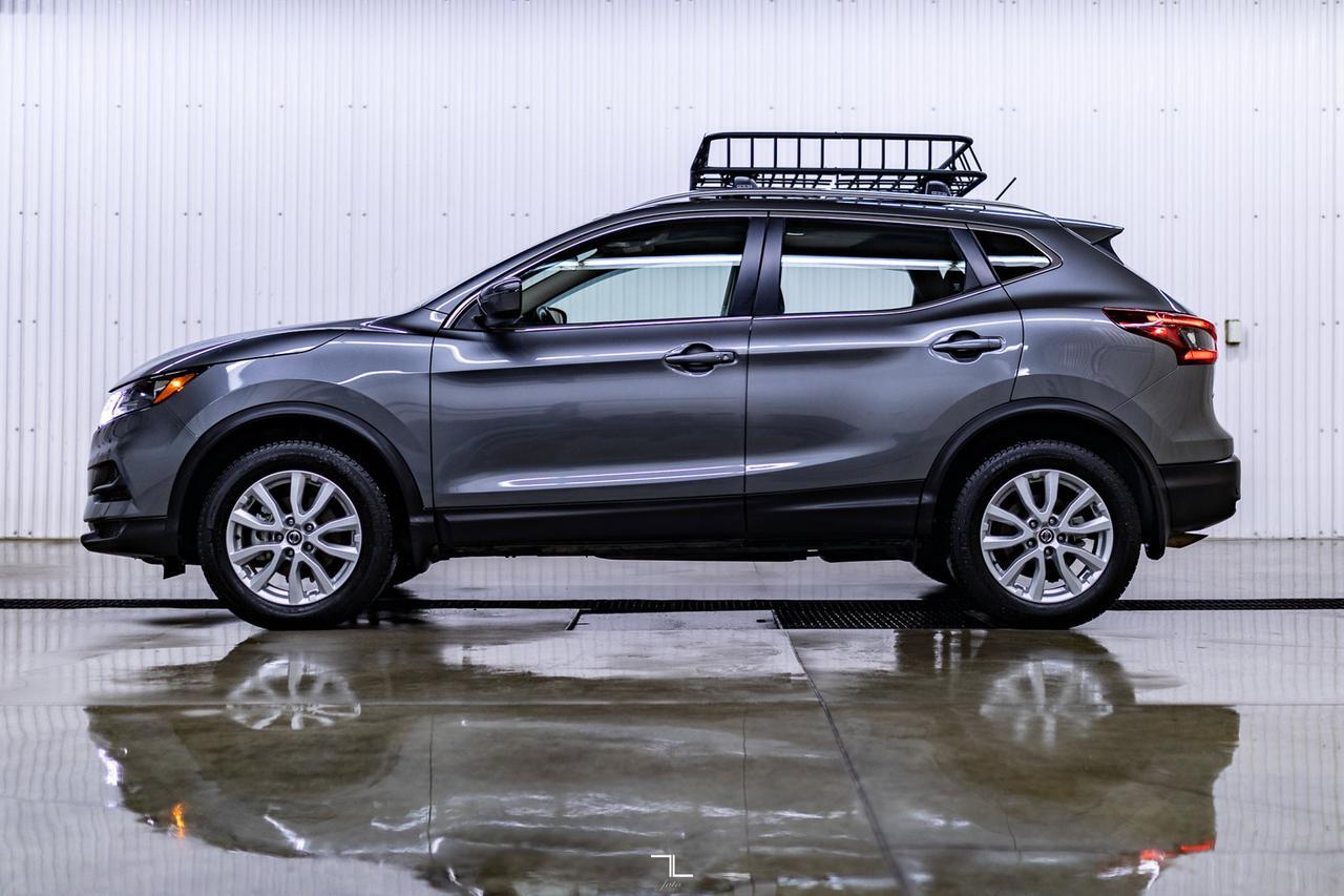 2020 Nissan Qashqai AWD SV Roof BCam Red Deer AB
