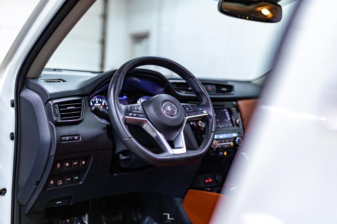 2020 Nissan Rogue AWD SL Leather Roof Nav BCam Red Deer AB