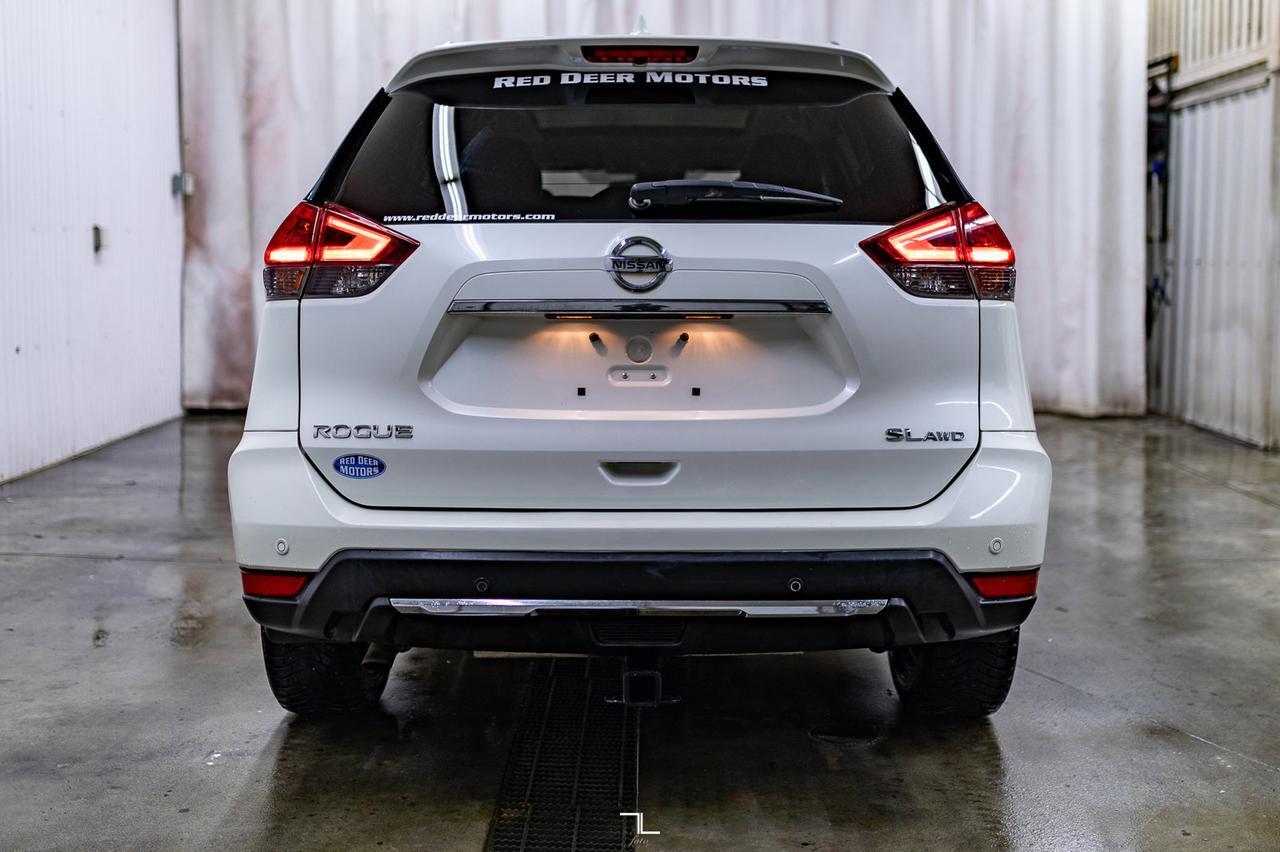 2020 Nissan Rogue AWD SL Leather Roof Nav BCam Red Deer AB