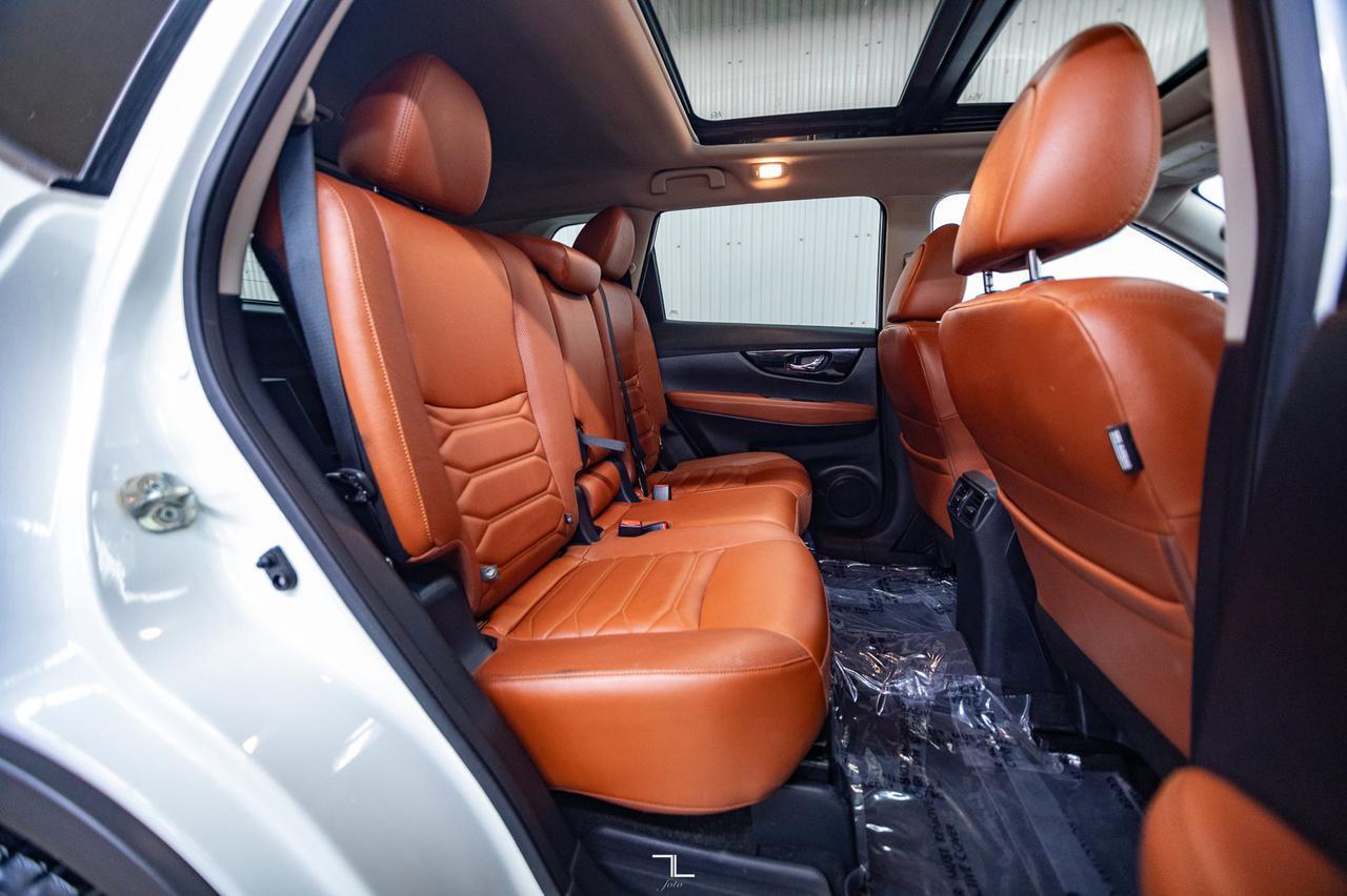 2020 Nissan Rogue AWD SL Leather Roof Nav BCam Red Deer AB