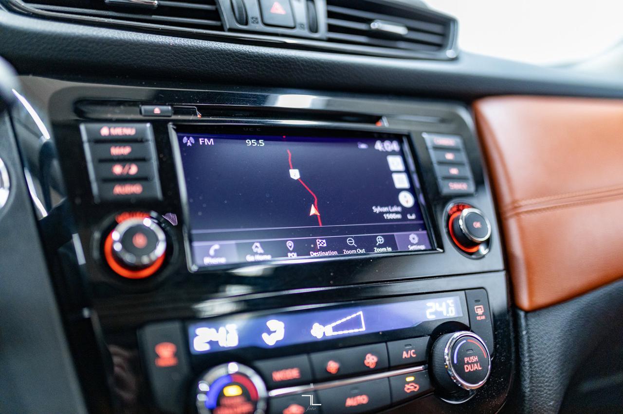 2020 Nissan Rogue AWD SL Leather Roof Nav BCam Red Deer AB