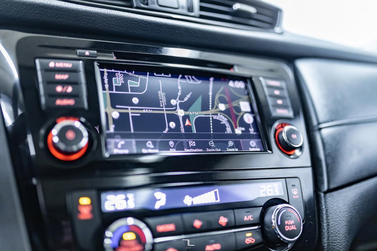 2020 Nissan Rogue AWD SV Nav Roof BCam Red Deer AB