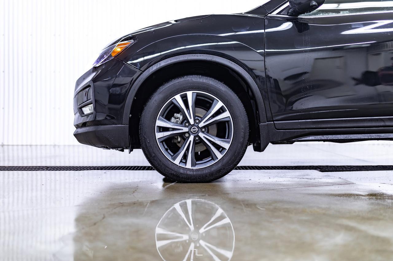 2020 Nissan Rogue AWD SV Nav Roof BCam Red Deer AB