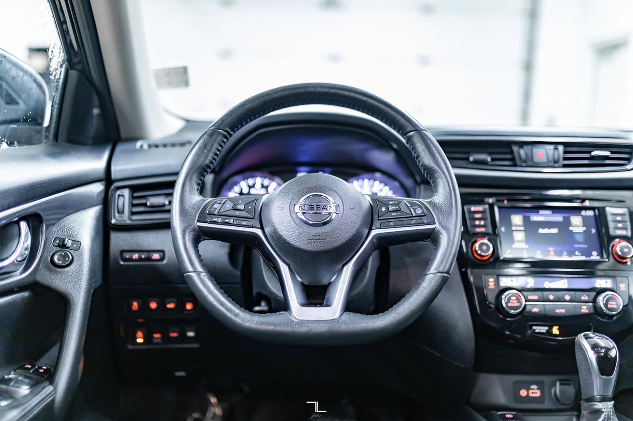 2020 Nissan Rogue AWD SV Nav Roof BCam Red Deer AB